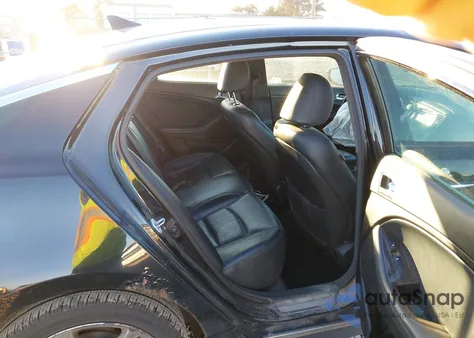 2013 Kia Optima Sx z USA, uszkodzony, nr VIN 5XXGR4A65DG139009